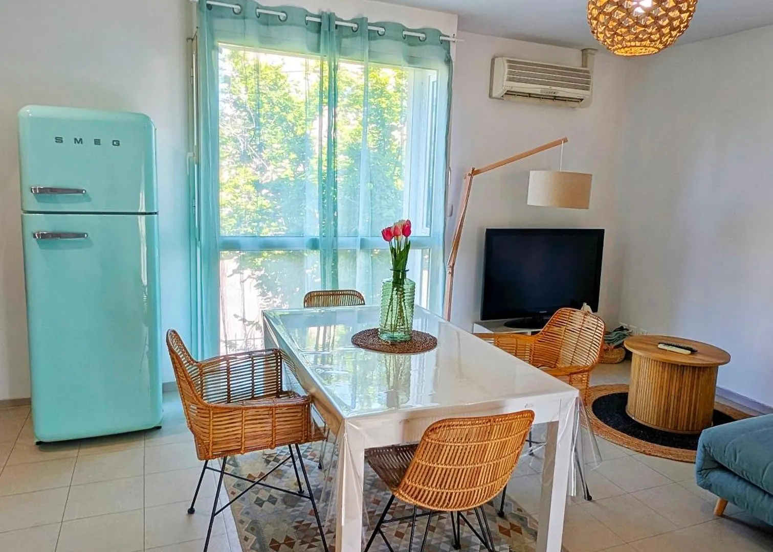 Appartement L'Instant Sorgue à LʼIsle-sur-la-Sorgue France